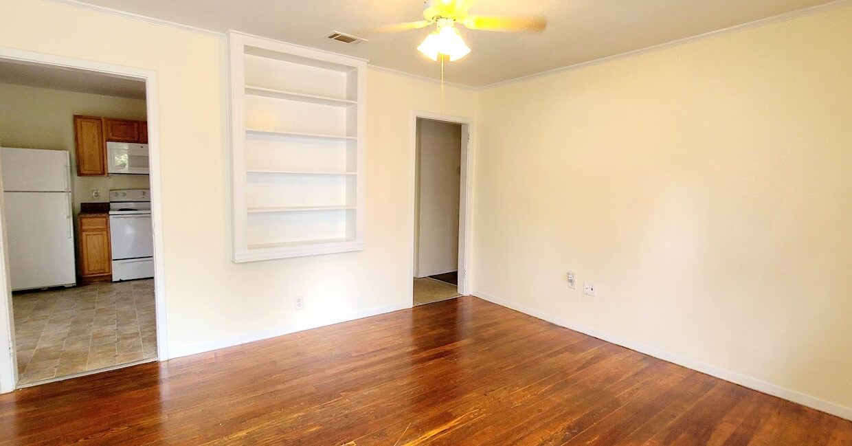 1242 Holden Dr.