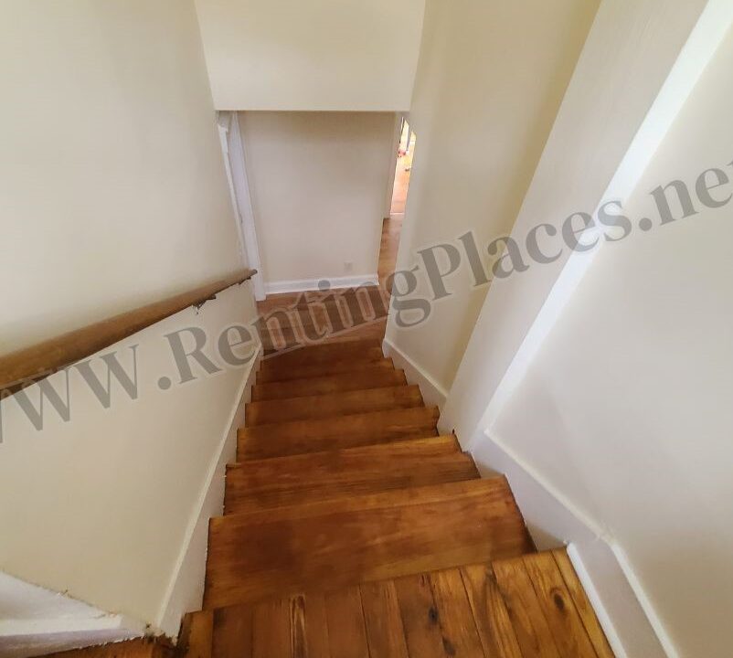 www.Rentingplaces.net - 1